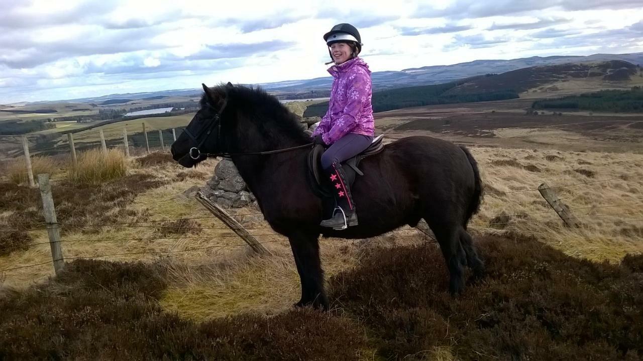 Holiday home Incheoch Farm Granary *